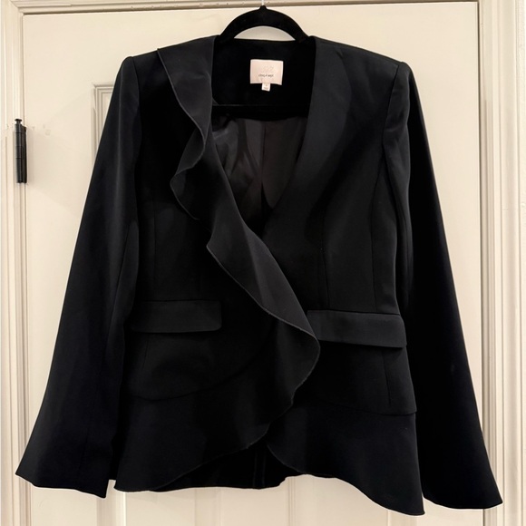 Cinq a Sept Lanier Black Ruffle Blazer 5 a 7 Jacket Snaps Pockets Women's Size 2 - Picture 6 of 10